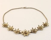 Vintage Ivory Metal Flower Necklace - Snowflakes - 1793