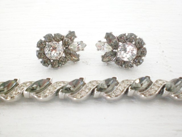 Trifari Rhinestone Choker Necklace Earrings Vintage Demi Parure