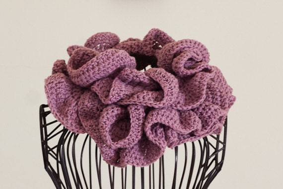 PDF CROCHET PATTERN Scarf Rose Ruffle - lilac pink curly twisted beautiful neck warmer for beginner
