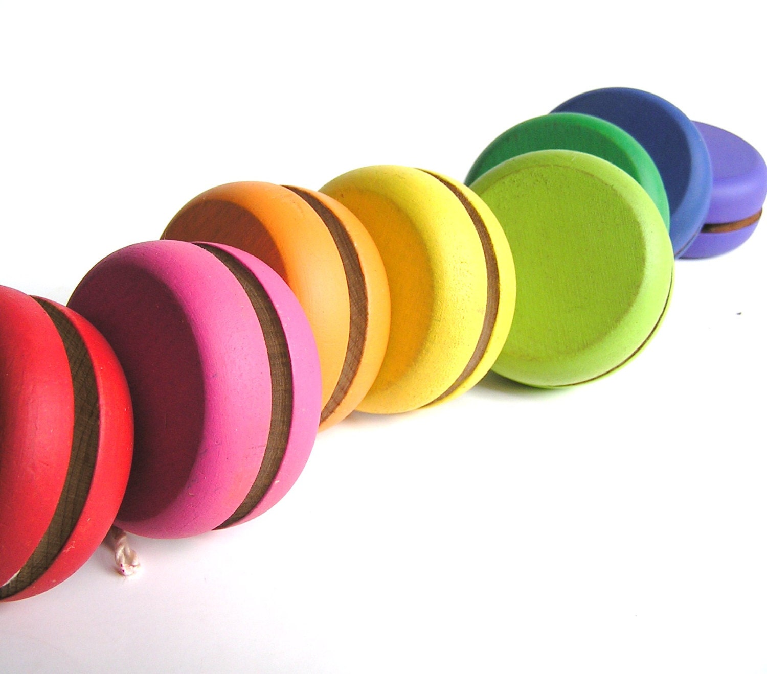 Painted Wooden  Yo- Yo- YOU PICK  the COLOR -Classic Toy-