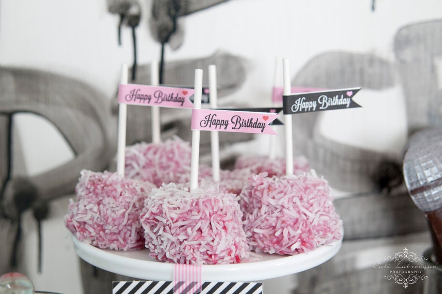 PRINTABLE Hearts DIY Party Flags - by anna and blue paperie Il_170x135