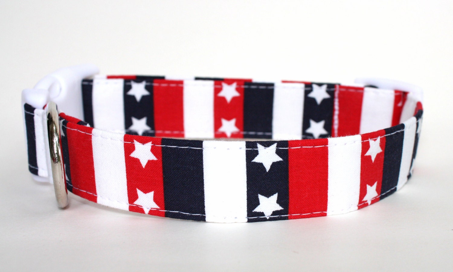 Americana Retro Stars & Stripes Dog Collar - Patriotic 4th of July Dog Collar