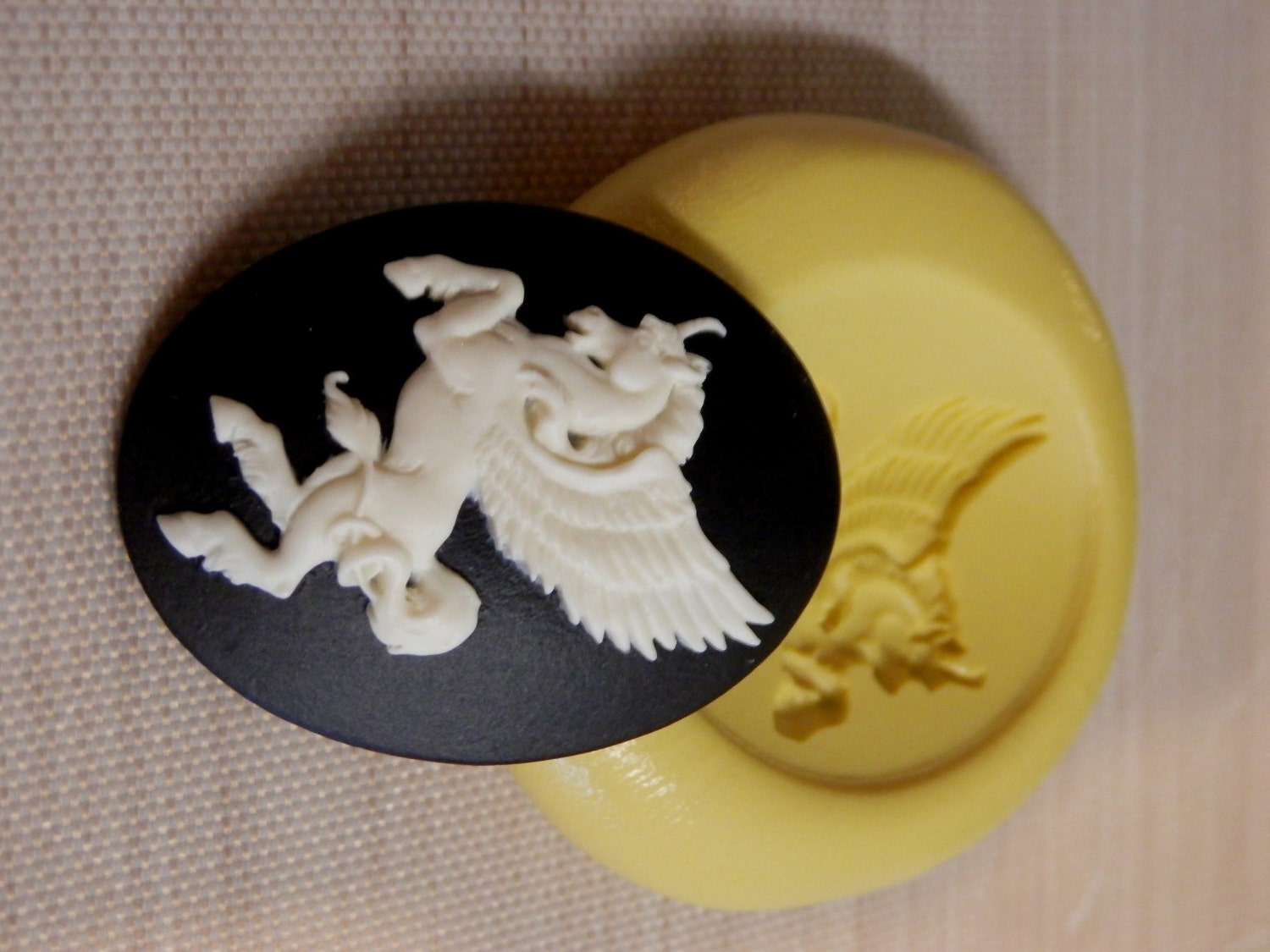 UNICORN / PEGASUS - 40mm x 30mm - Flexible Silicone Mold - Push Mold, Jewelry Mold, Polymer Clay Mold, Resin Mold, Craft Mold, PMC Mold