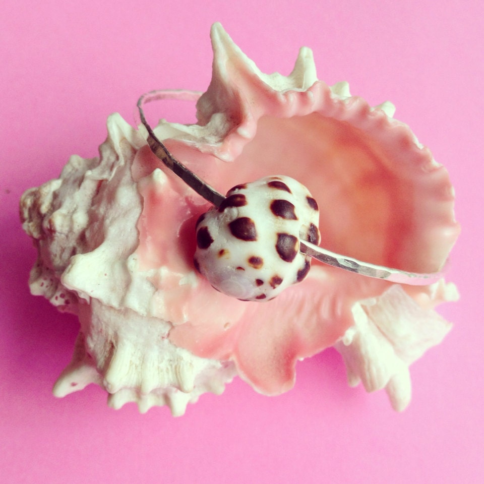 Sterling Silver Hawaiian Drupe Shell Bangle