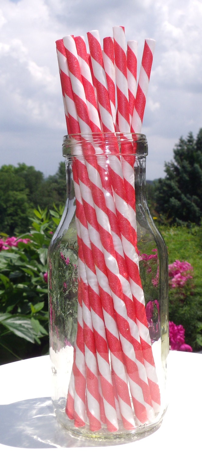 Paper Straws (24)  Red and White  Stripe.   Crafting, Parties, Gifting