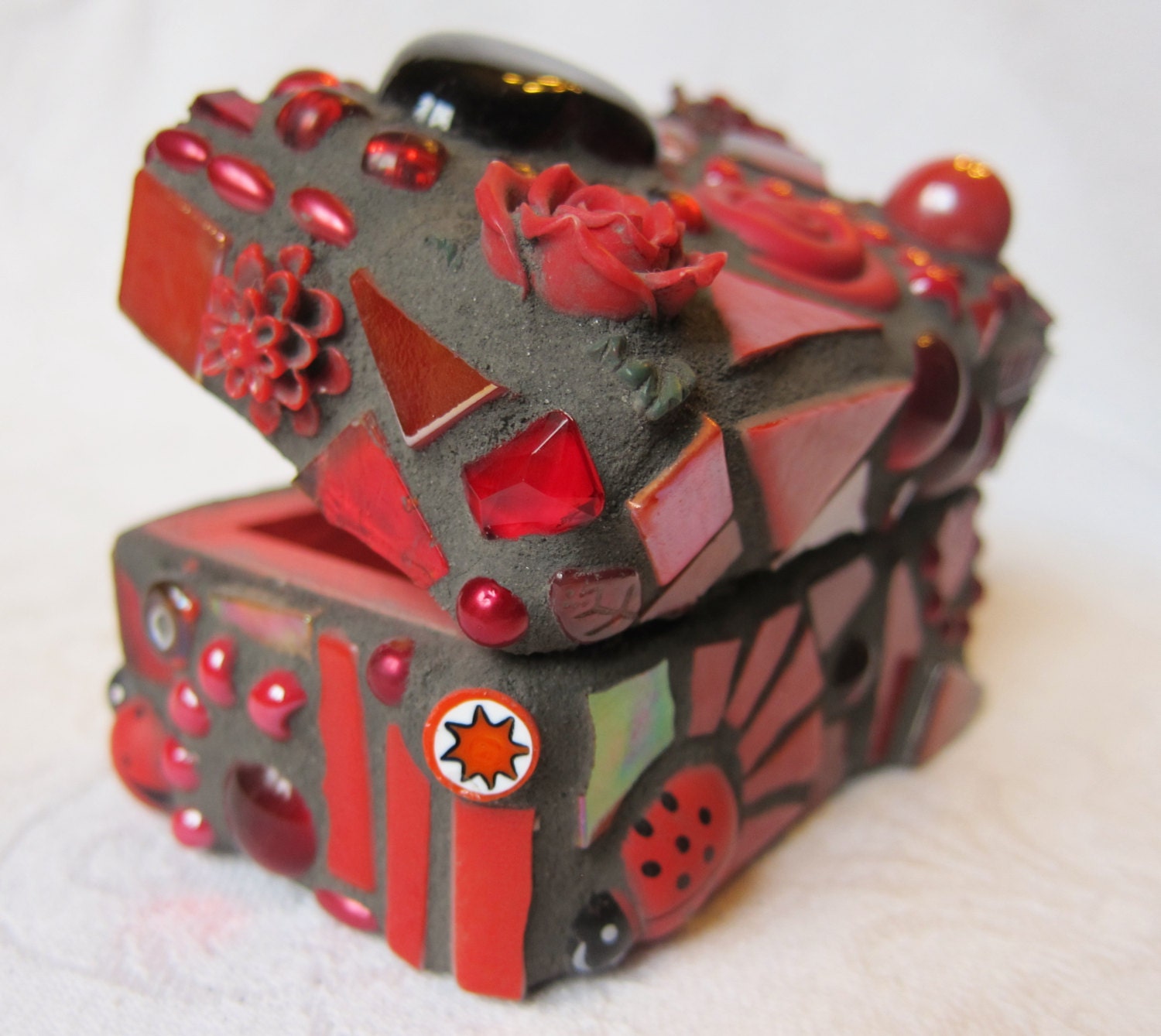 Red Heart Mosaic Ring Box, Treasure Chest