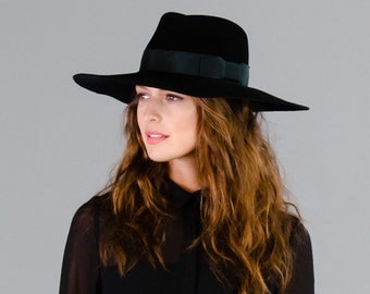 Black Fall Runway Floppy Hat