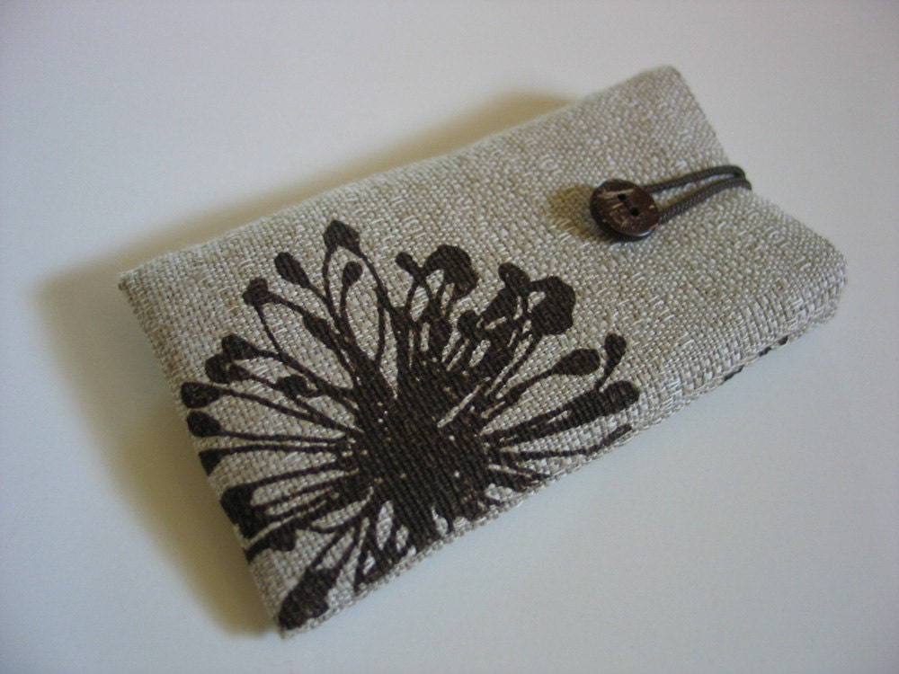 READY TO SHIP iPhone 5 case iPhone 5 cover iPhone 5 pouch iPhone 5 sleeve (padded) ----- tan canvas with dandelions