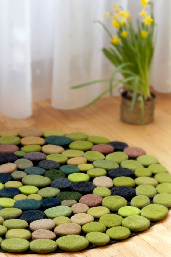 Hand made Wool Rug. Wool Felt Pebbles. Multi color. Green, Braun, Gray  shadows. Size round 100 cm diameter. Ready to ship.