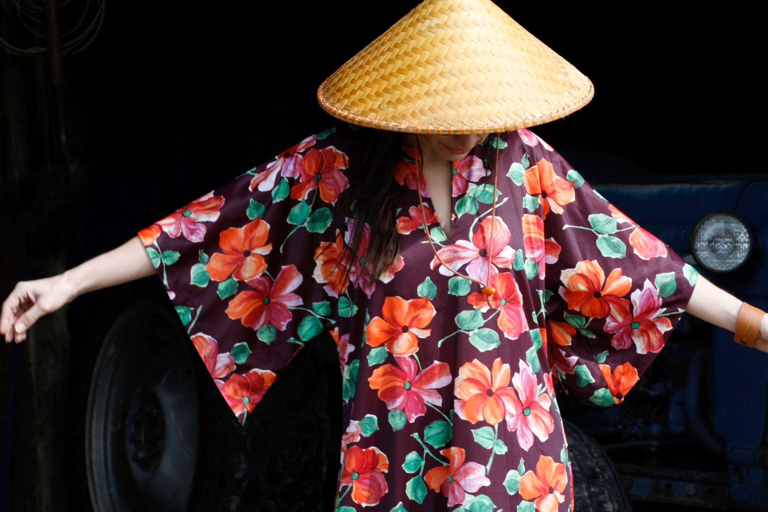 Vintage 70s OOAK Hand-Made Hawaiian Bold Floral Printed Kimono Sleeve Festival CAFTAN Robe MuuMuu Maxi Dress - Free Size
