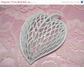 25%OFF Trifari White Enamel open filigree Leaf Brooch