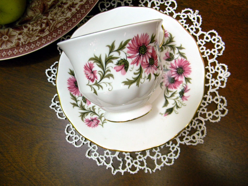 Royal Vale Bone China Teacup Tea Cup and Saucer - English Bone China 9869