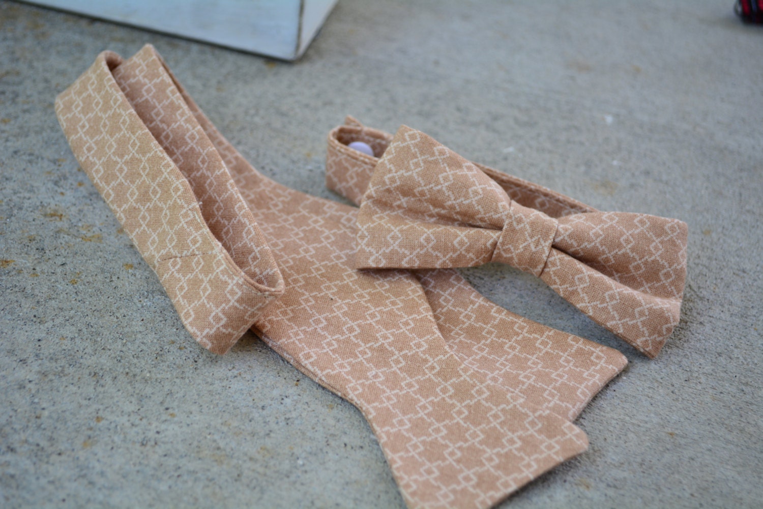Mens Free Style Bow Tie and Matching Toddler Tie