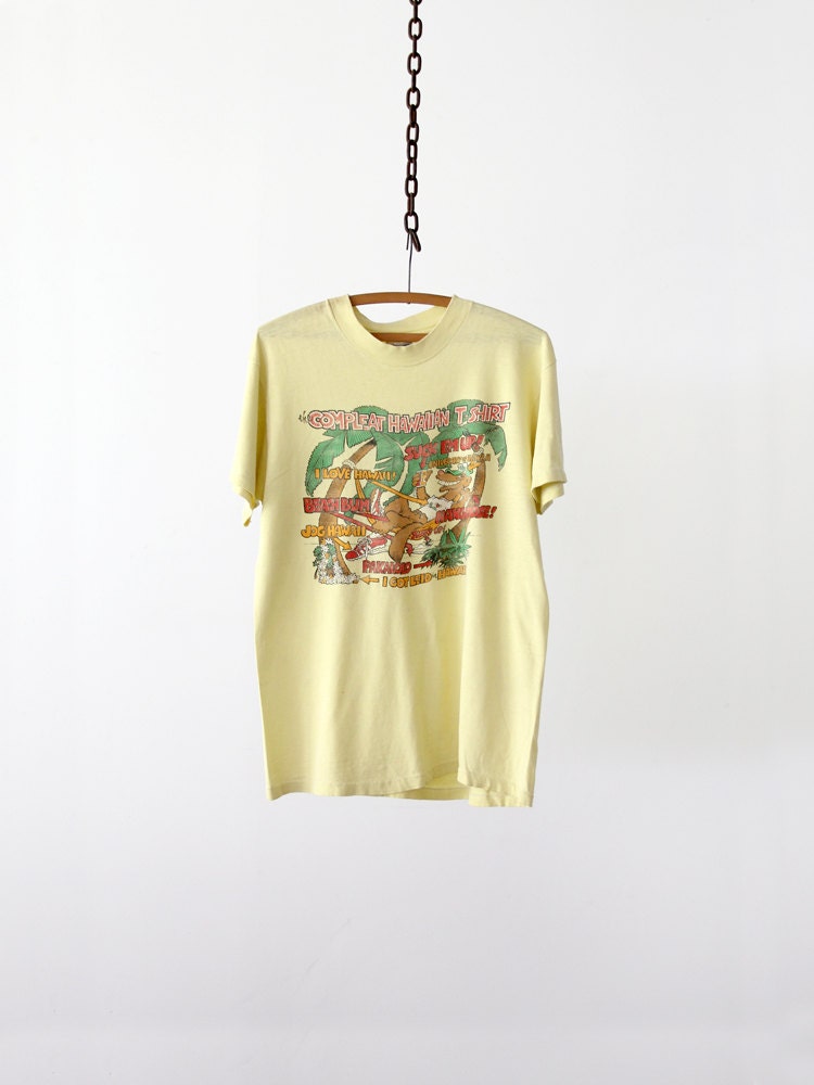 Vintage Hawaii T-Shirt / 80s Stoner T-Shirt
