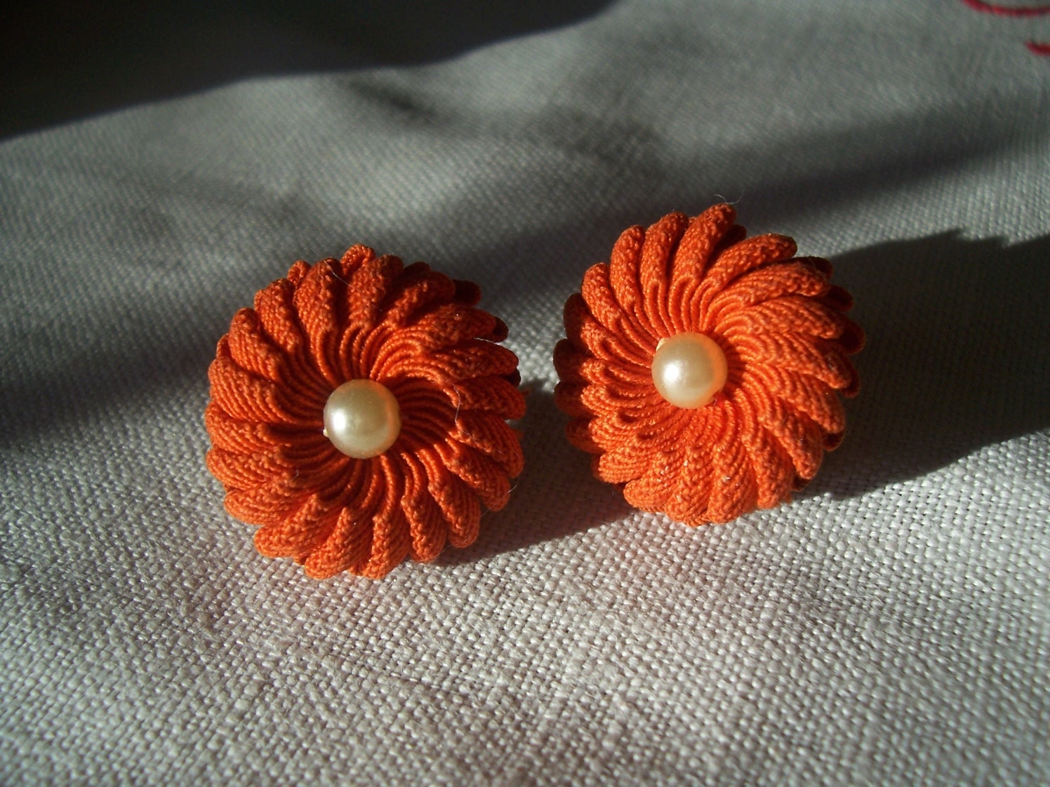 Vintage 1920s 1930s handmade rickrack earrings- orange flower screw backs