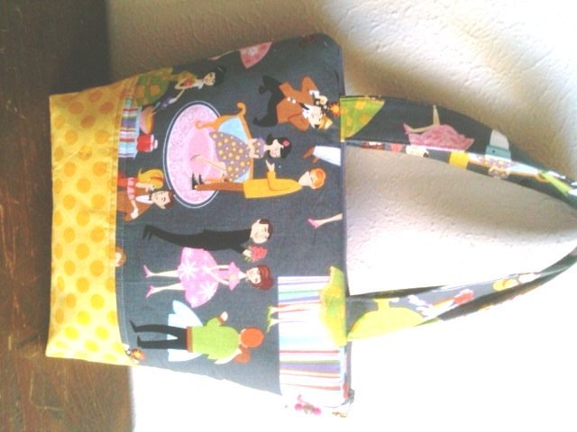Insulated Zippered Lunch Bag - Prom