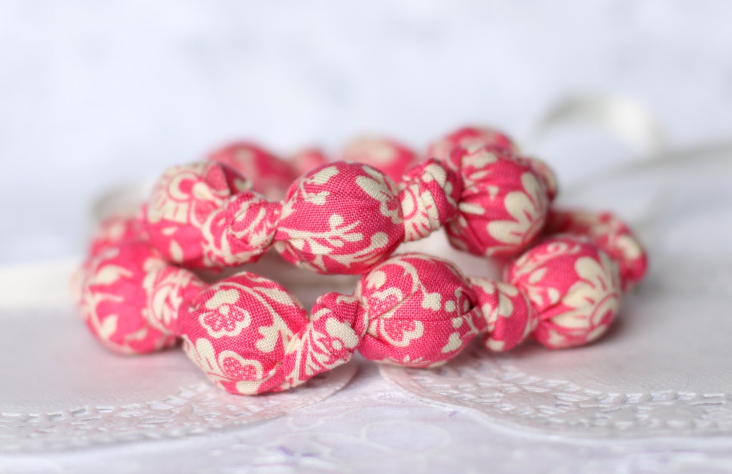 Pink Raspberry Valentines Teething Necklace, Breastfeeding Nursing Necklace, Babywearing Necklace