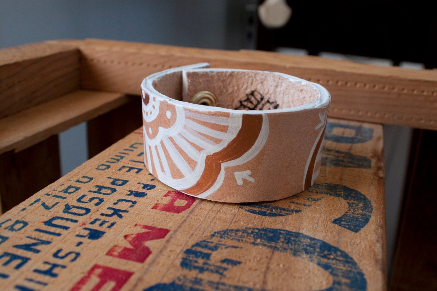 RISHA CUFF - White Lotus Medium
