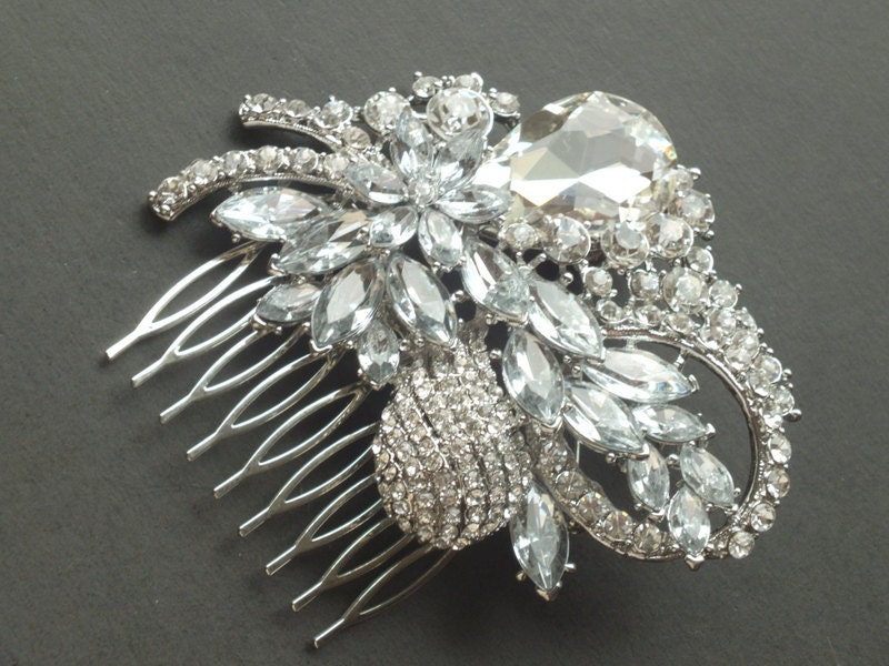 Graceful Delight - Austrian Rhinestone Bridal Hair Comb