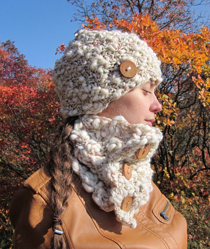 Hand knit hat and cowl set with wood buttons in off white, cream with gold thread
