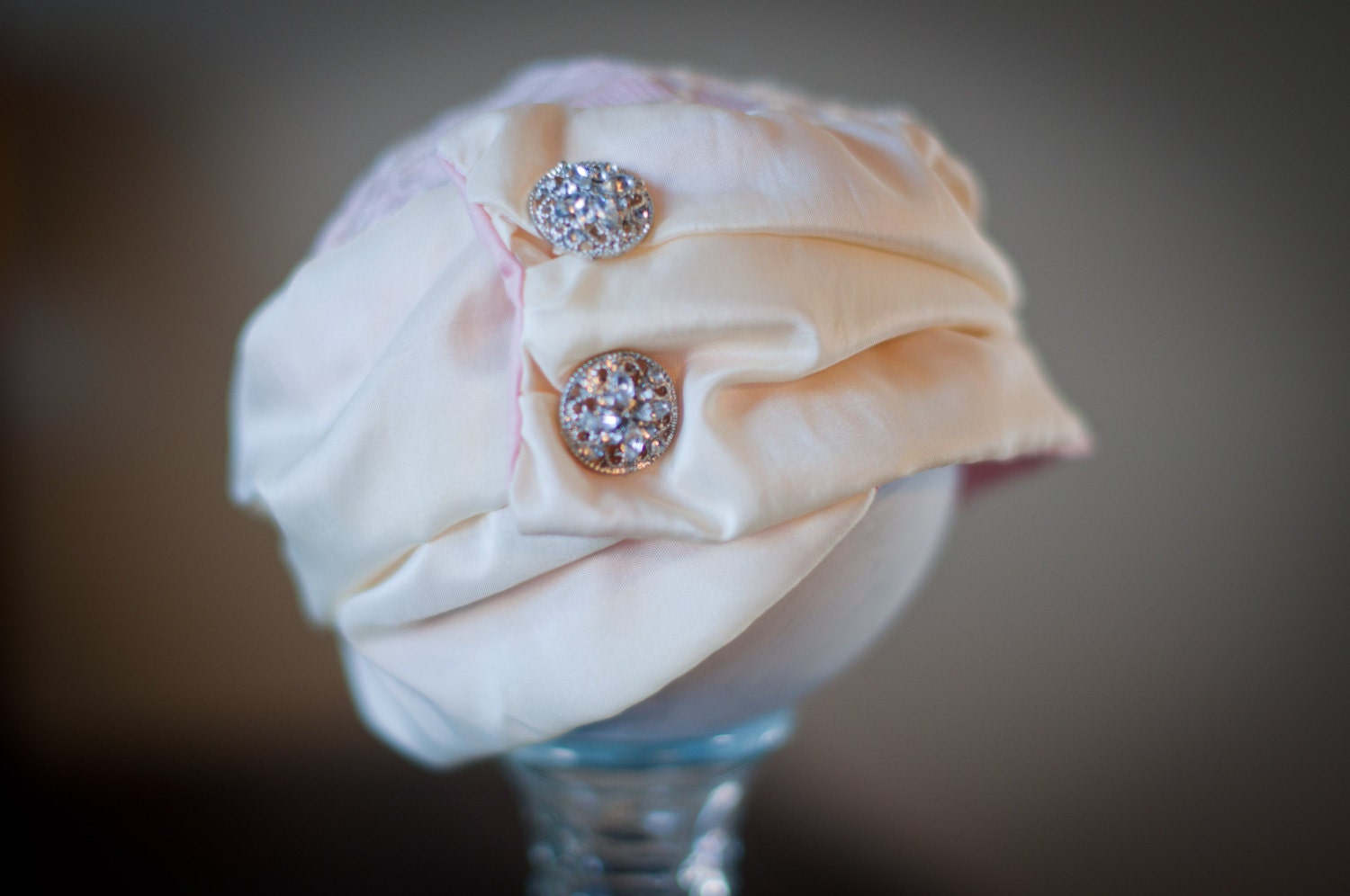 Newborn Cloche, Ivory Satin and Lace, Photo prop