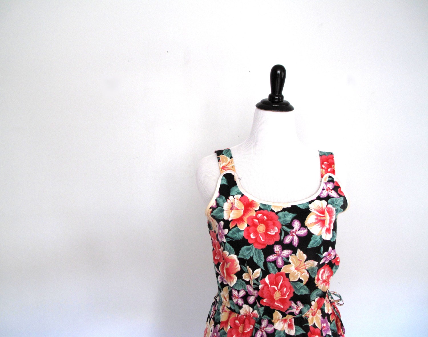 A night in the garden garden -Plus size- floral Dress- Vintage- L-xl- sundress