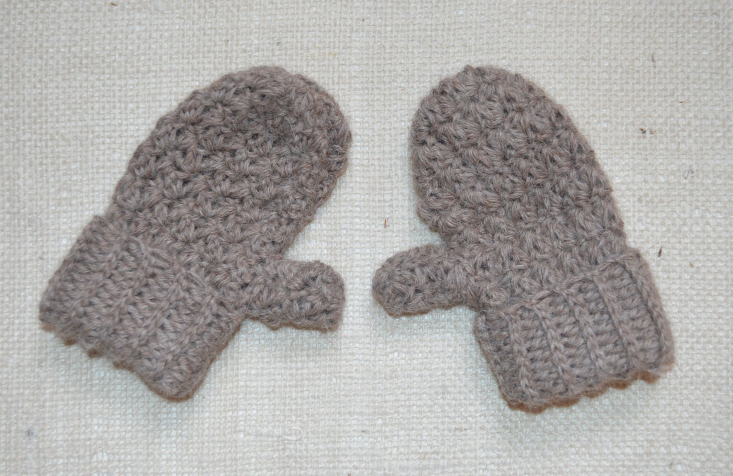 Natural Alpaca Mittens for Baby Tan Camel Oatmeal Color size 1-3 years