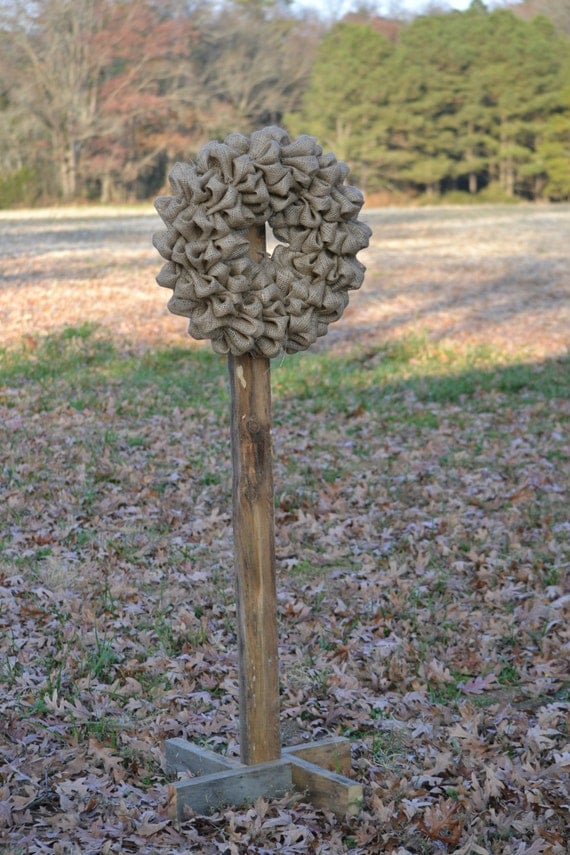 Plain Bubble Burlap Wreath 19-20" wide