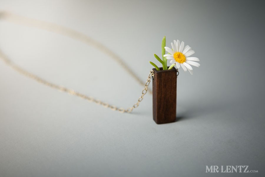 Flower Vase Necklace 004