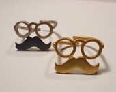 Gold plated 18K mustache ring.Sterling silver.Adjustable geek fashion ring.Glasses and mustache open ring.