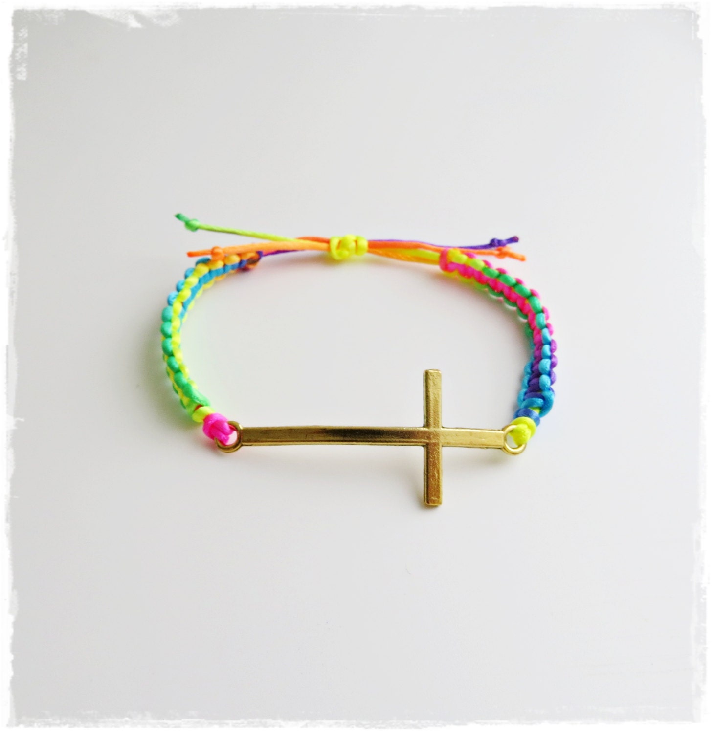 cross bracelet