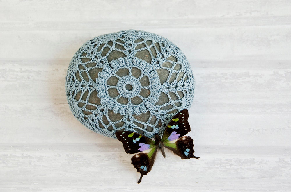 crochet lace stone blue gray // rustic beach // river rock // housewarming gift // cottage chic // ring bearer pillow // bowl element