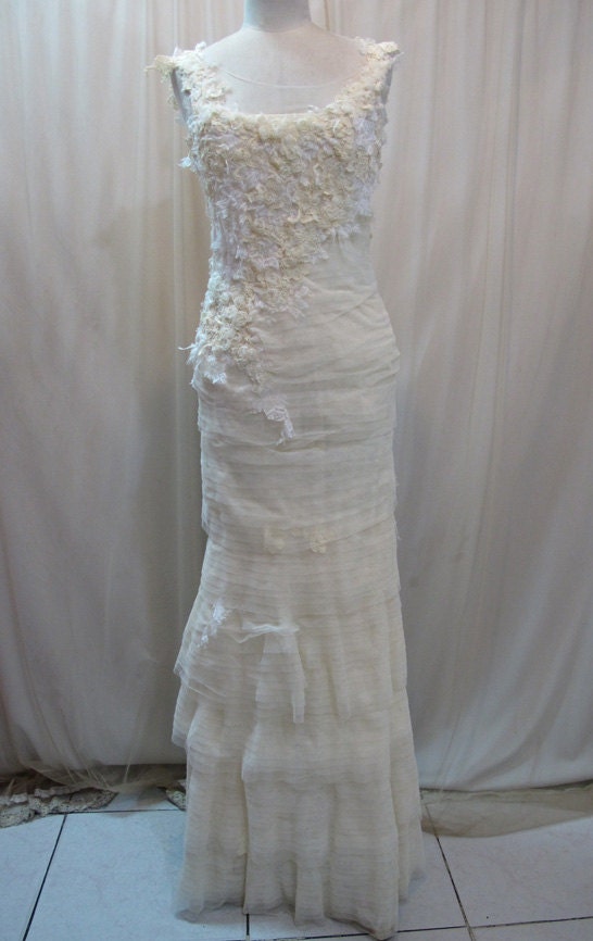 Unique Layers Lace Wedding Dress