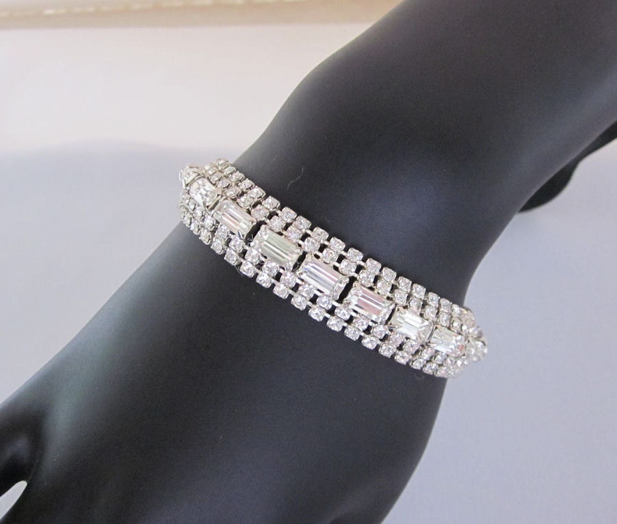 Vintage Rhinestone Bracelet, Silver Bridal Bracelet, Clear Rhinestone Bracelet, Wedding Fashion Jewelry - JryenDesigns