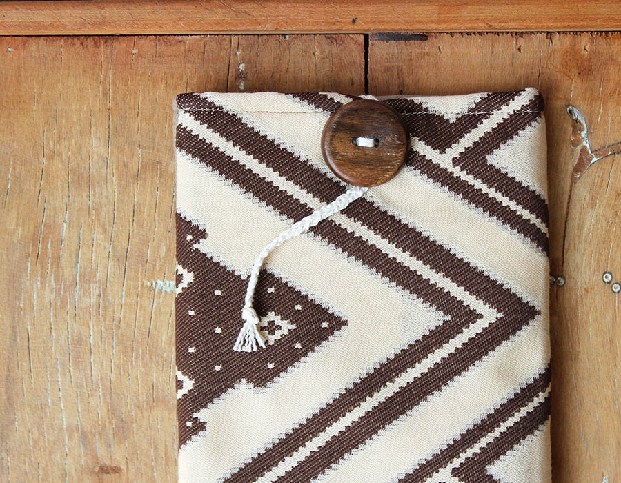 iPad mini sleeve - Tribal iPad case - Geometric - Beige and brown - Chevron - OOAK