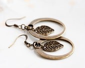 Round Circle Leaf Earrings Brown Leaf Antiqued Bronze Circle Earrings Earth Tone Leaf Jewelry - E252