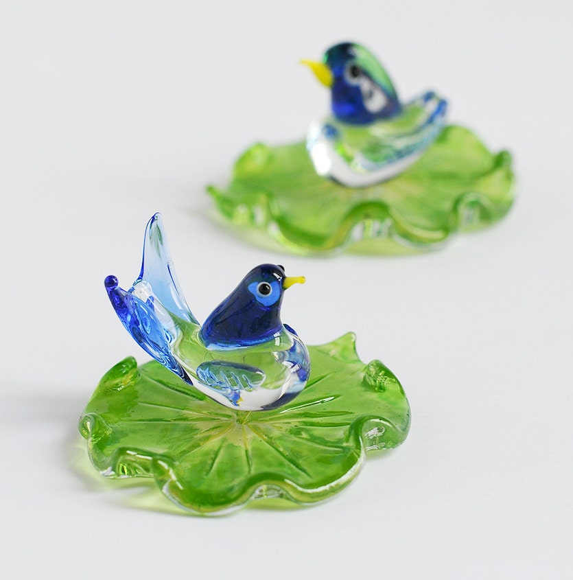 Set of Two Glass Birds & Waterlily Leaf