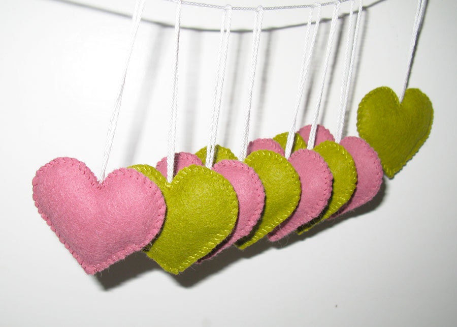 Set of 8 Felt Hearts - Raspberry Olive - Handmade felt heart ornaments - Holiday Kids party Wedding decoration - Home decors