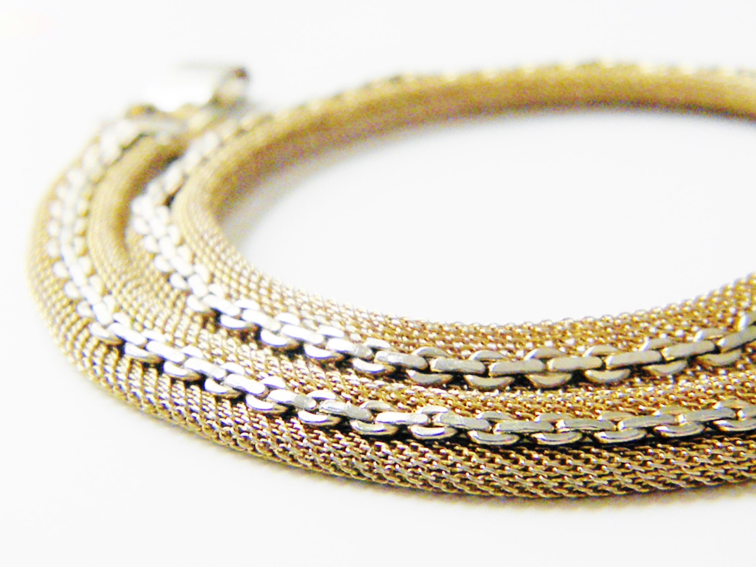 Vintage Goldtone Mesh Chain Choker 70s