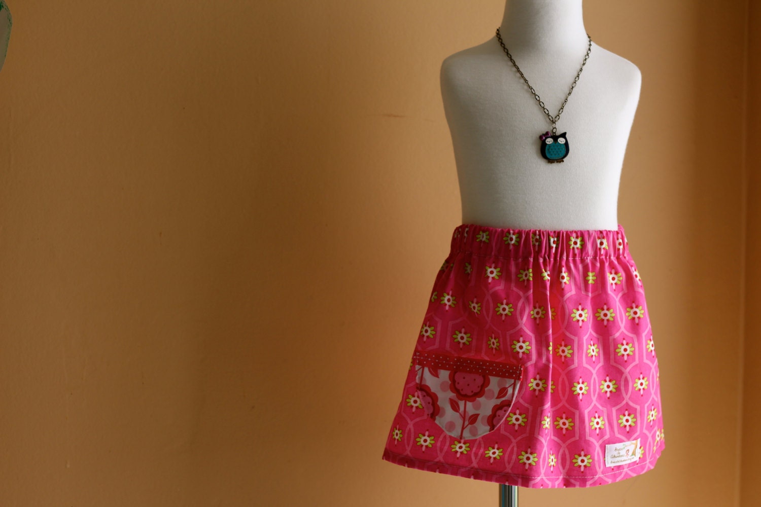 Little Girls Skirt   hot pink floral with pocket     6-12 mo,12-18 mo,2T,3T,4T,5T