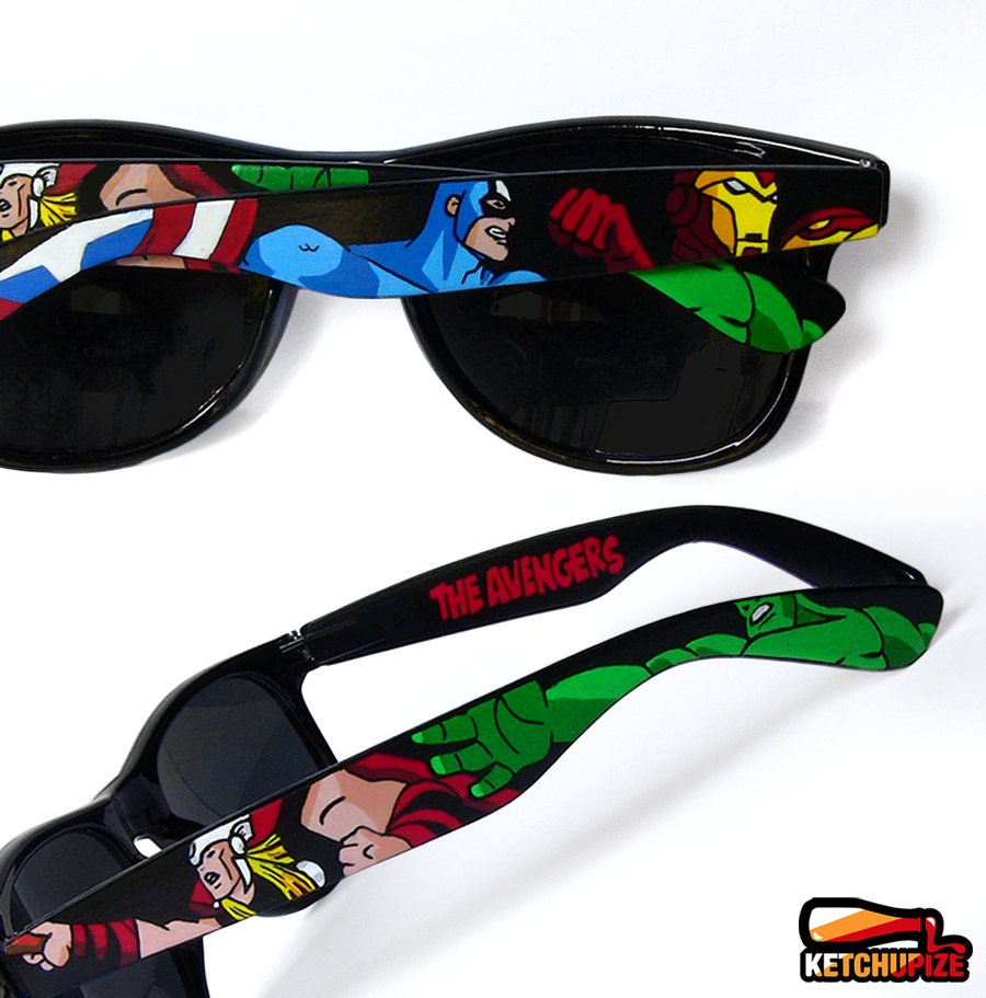 Custom sunglasses The Avengers comic unique hand painted Wayfarer - Captain America - Thor - Hulk - Iron Man