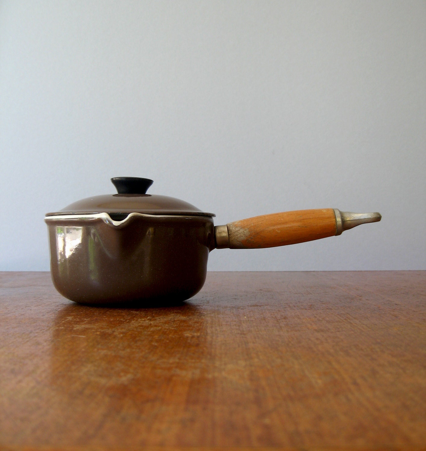 Vintage Le Creuset Brown / Taupe Enamel Saucepan 14