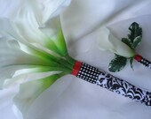 2 piece Red White Black REAL TOUCH white calla Brides Maid Wedding Bouquet Silk Flowers.Diamond Wrap and Fleur de Lis ribbon