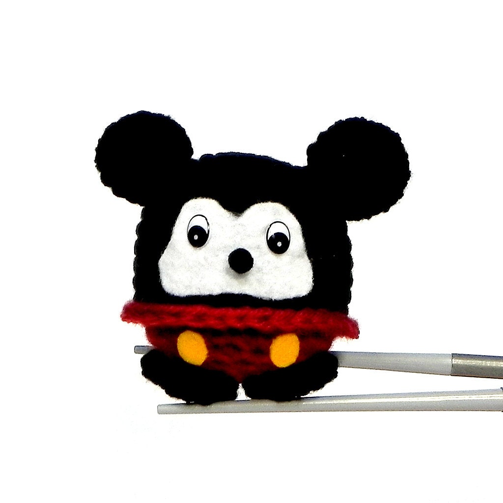 Crochet amigurumi - FOMM MochiQtie - Mini size mickey mouse Amigurumi doll / toy