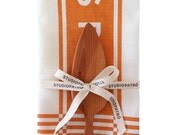 Tea Towel Set - Easy As Pie with Wooden Server