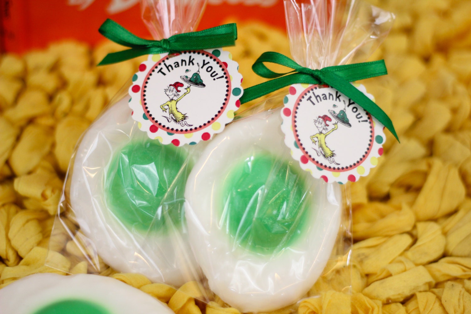 EGGS SOAP FAVORS (10 Favors) - Dr. Seuss Inspired Birthday Party Favor, Seuss Baby Shower Favor, Green Eggs & Ham Inspired
