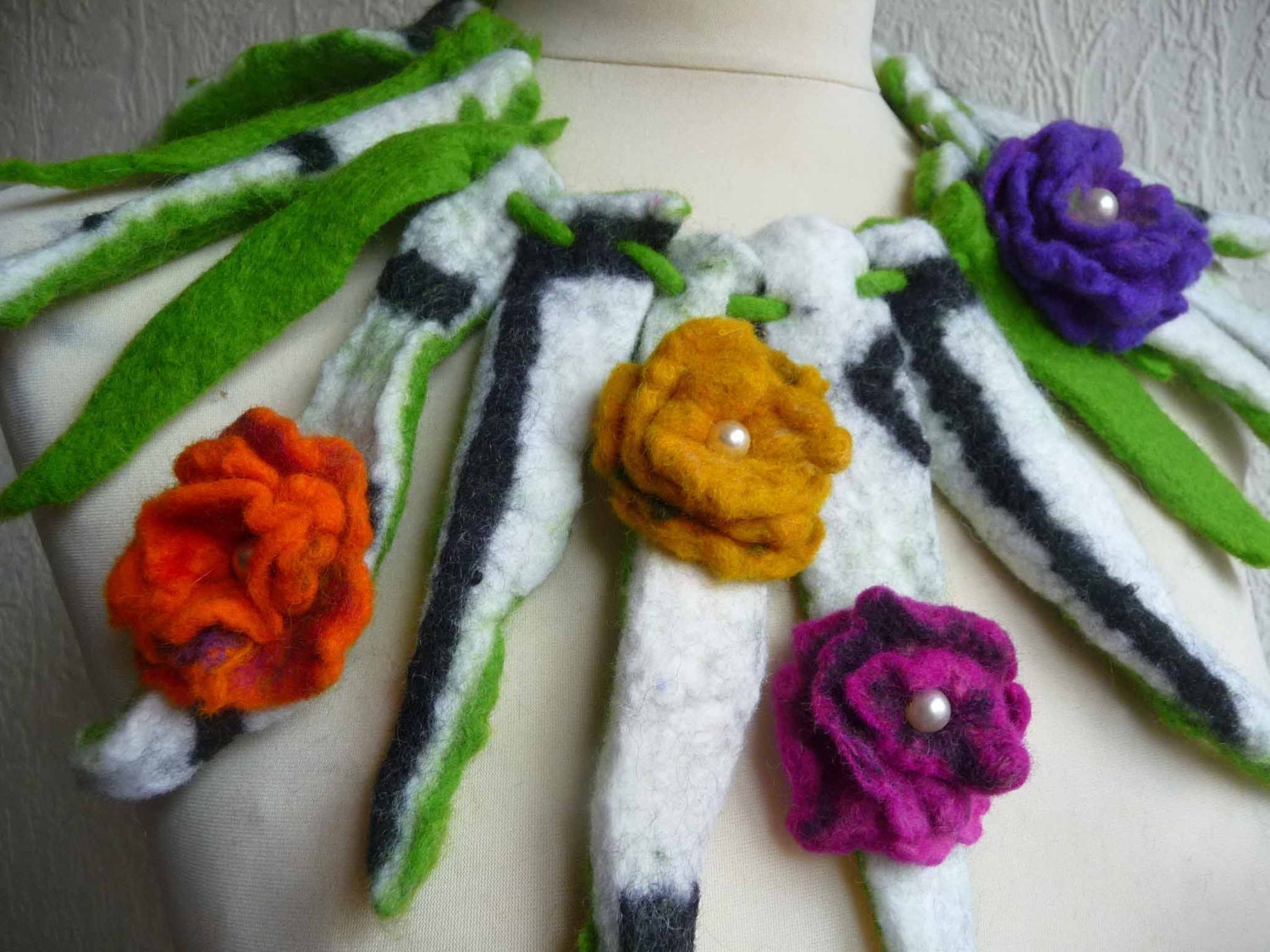 Felted wool necklace, lariat, belt ,scarf, handmade, felt, quirky and unusual spiky necklace, lagenlook, ready to ship