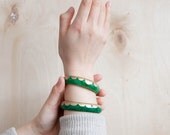 Gold Scalloped Jade