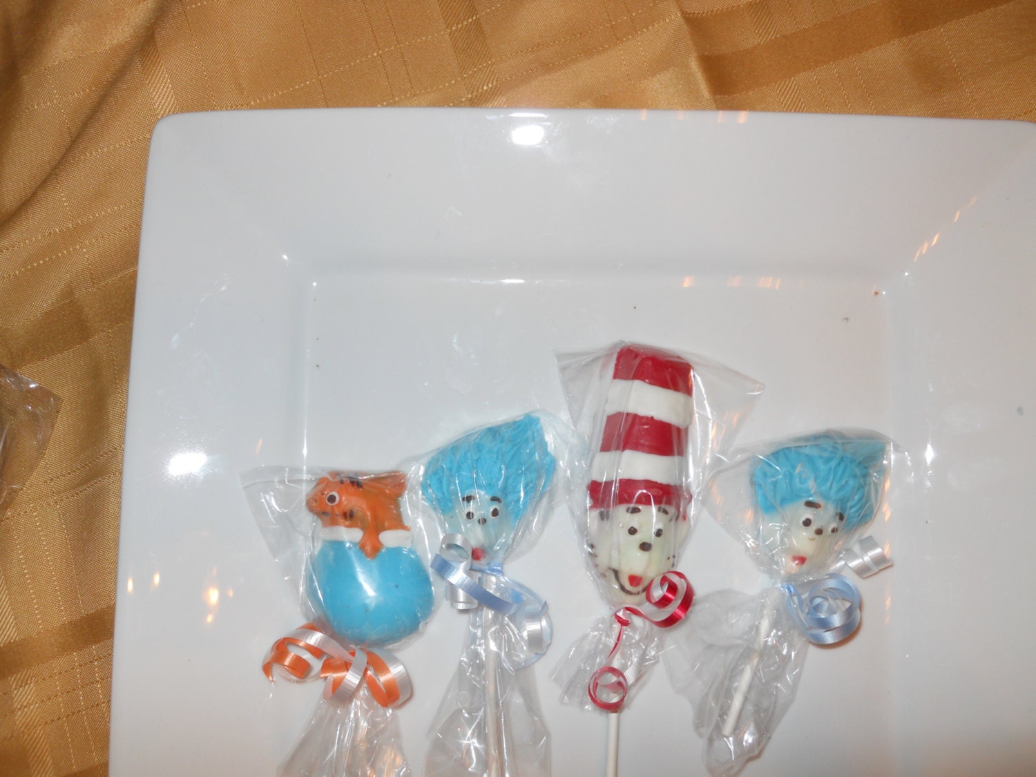 12 Dr Seuss Cat In the Hat Thing 1 2 2nd 3rd 4th 5th Birthday Gourmet Chocolate Lollipops Birthday Gifts Party Favor Kids