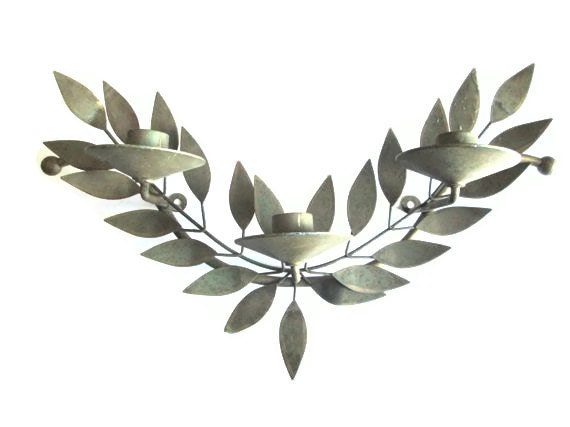 Metal Candle Wall Sconce - Garden Decor - Outdoor -  Rustic Laurel Leaves Patina Green